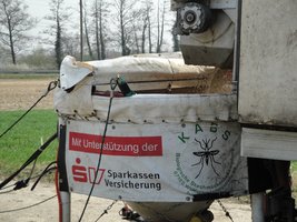 Ausbringen des BTI-Granulats
